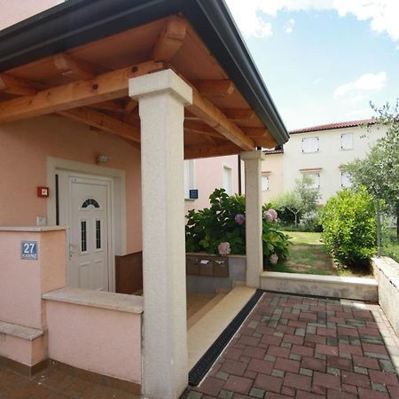 Apartment Mendikovic Poreč Dış mekan fotoğraf