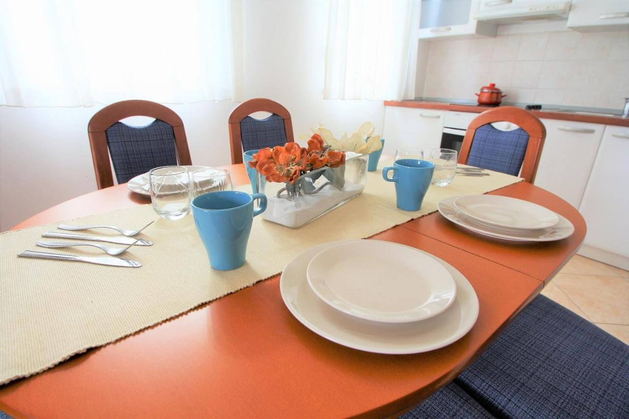 Apartment Mendikovic Poreč Dış mekan fotoğraf